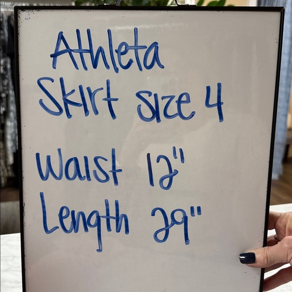 Athleta Arrival Elastic Waist Black and White Stripe A-Line Midi Skirt Size 4 - Picture 7 of 16